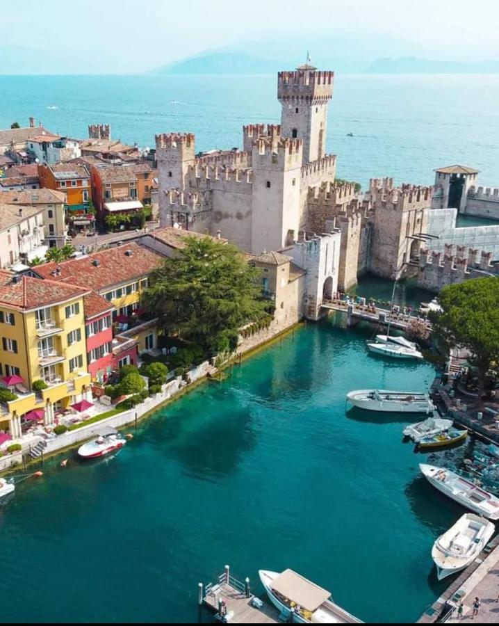 Home La Rosa Del Garda Peschiera del Garda Dış mekan fotoğraf